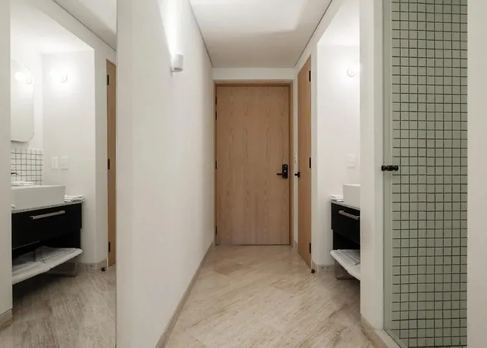 Par 403 Apartment