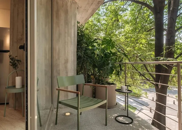 Par 403 Apartment *